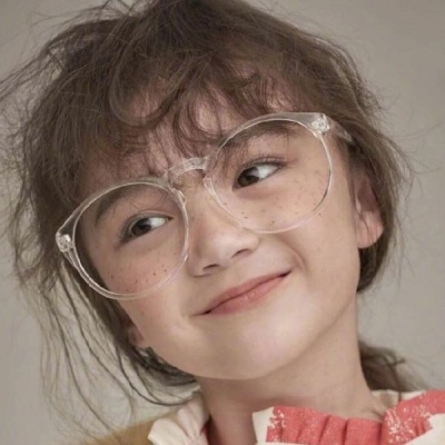 欧美女孩是真的好看啊，奈斯?