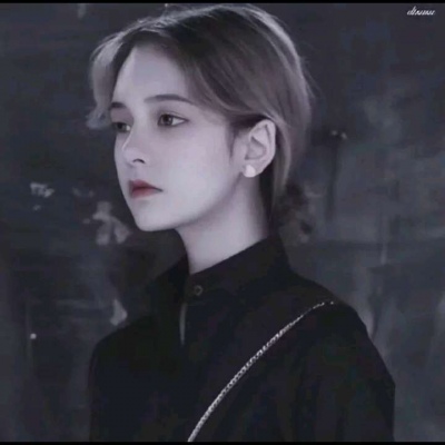 欧美范女头只要我足够冷漠难过的那位绝对不是我.