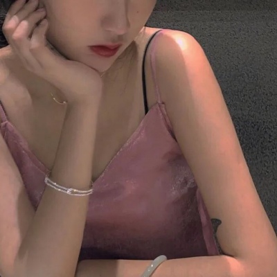 苏沫：部位头像 希望未来奔向我是无尽的温柔和浪漫.