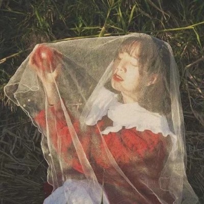 颜兮：原宿风清新单人闺蜜头像