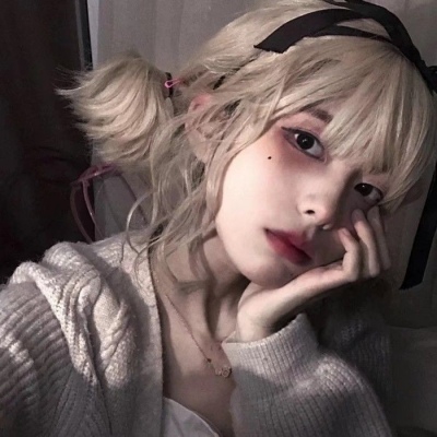 甜誘/欧美风女生头像优质