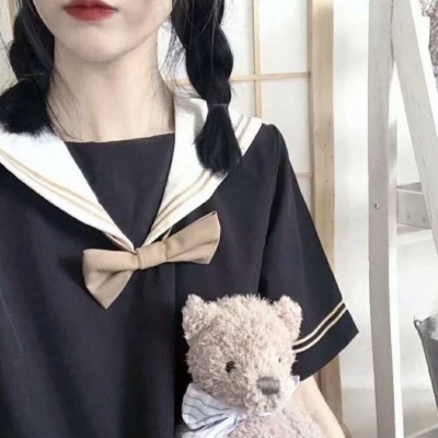 女头 成功的聪明人太多了我必须为笨蛋争口气