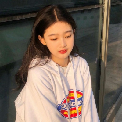 2025女生头像✘就算最后没结果 也要陪你走一段试试看