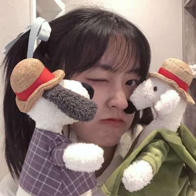 溺毙:可爱清新甜美风气质女头.把难过与不安抛到星星的彼端