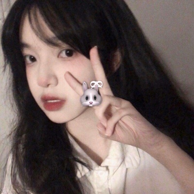 难过的爱意要给温柔失落的余响要扔进海里 ​​​