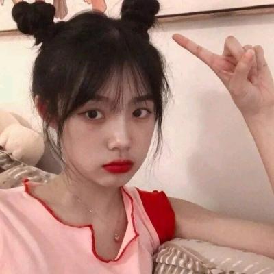 女生头像  我读不懂，你眼中的风景。