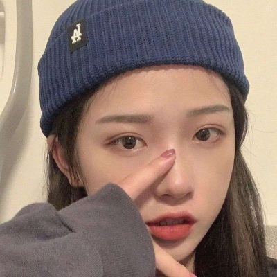 人也总是会执着于第一眼喜欢的东西