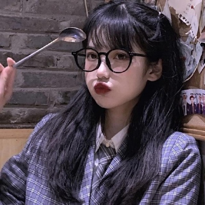 可爱少女笑容璀璨|精致女头像――七奈