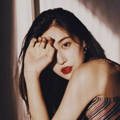 原宿风女生头像//迟简：你会一直在吗