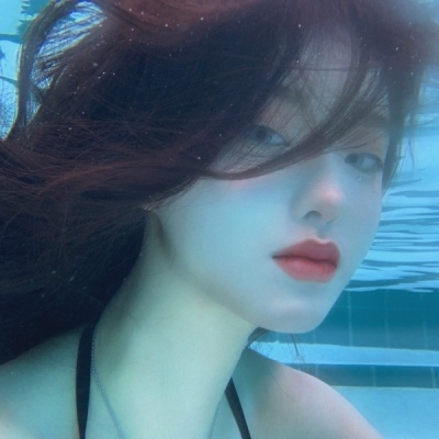 客桥:蓝色系温柔梦幻水下女头