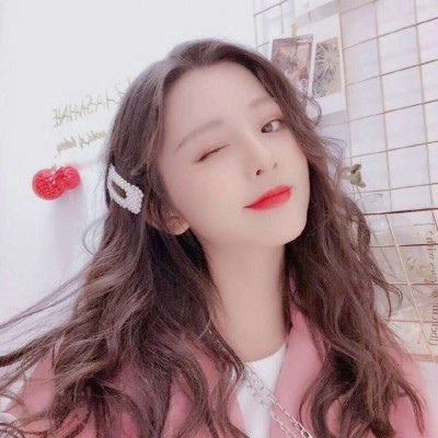 【女生头像】活在这珍贵的人间 星辰闪烁 云朵温柔