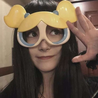 颜值超高的女头/今天也要开心鸭♡.