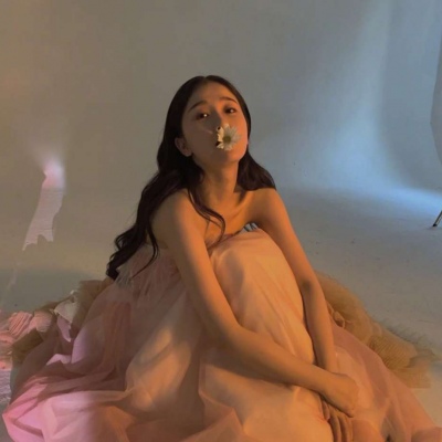 <女头>忘不掉的人像是星星