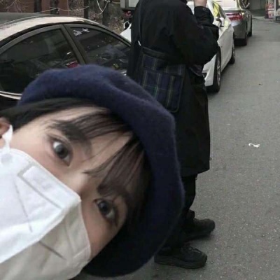 你还是住在我的回忆里不出来.