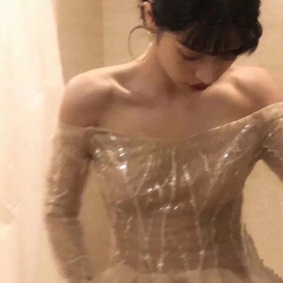 不闻星河须臾固执走向你