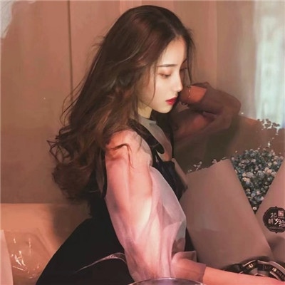 闺蜜头像|| 克制比随心所欲更浪漫