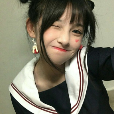 苓昀集♥vb.黑黑草莓.｜只要见到你,不论多糟,我都会笑.