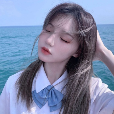 美女总是这么，没用抵抗力辽