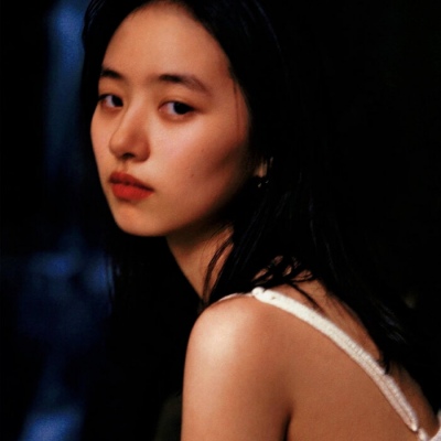 客桥：干净原宿风意境女生头像