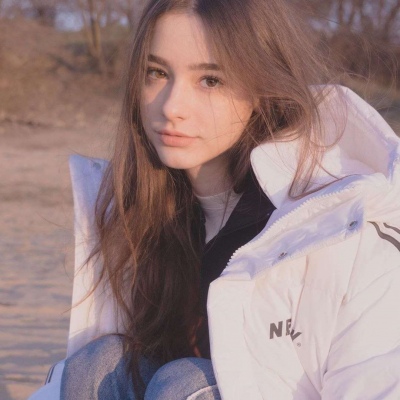 没有意外的离开，只有蓄意的离开     （欧美女头)