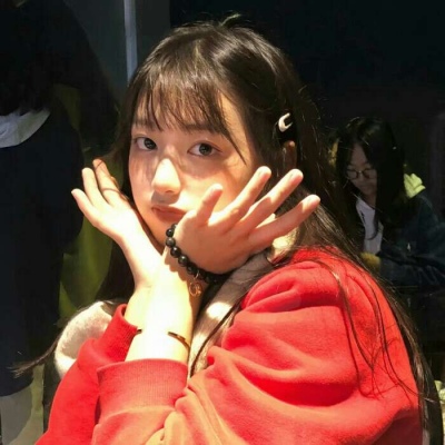 女生头像/星空迷上了山野有雾有灯也有归人.