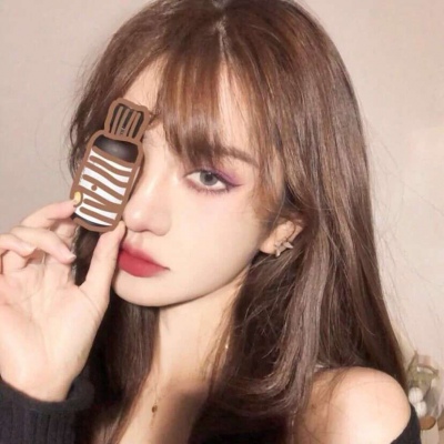 御姐，拽犯法吗？