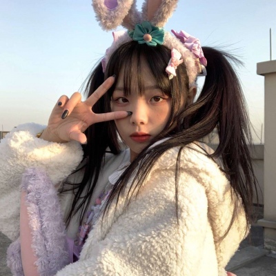 玩网女头#拿图点赞#素质拿图