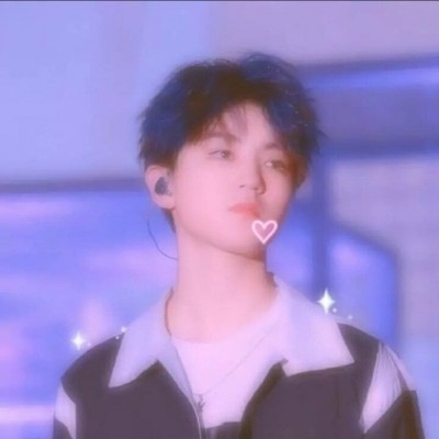 桃气气/王俊凯 不好意思. 你眼前这个宝藏男孩. 是我的.