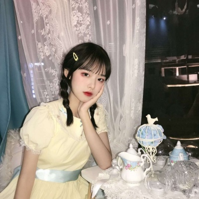 【优质闺蜜女生头像】你再不来 我要下雪了/拿图点赞 喜欢关注/侵删致歉