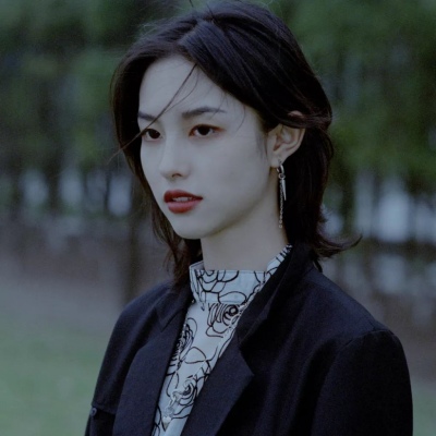 个性女生头像/灵魂缺失的伤口  连泪都不知道为谁而流