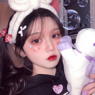 白灏宇:女生头像/可爱/唯美/日光之下 并无新事