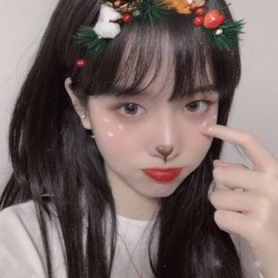 绾安#女生头像#就算星星碎掉 溢出来的光也很好看