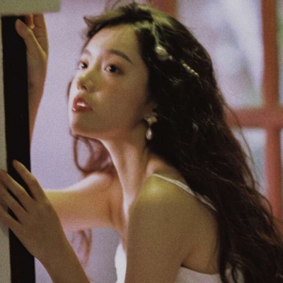 铁汁们我来更新女生头像了