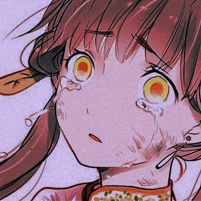 林晴晴:未若惊鸿轻挽髻，素雨落笺书云鬟.