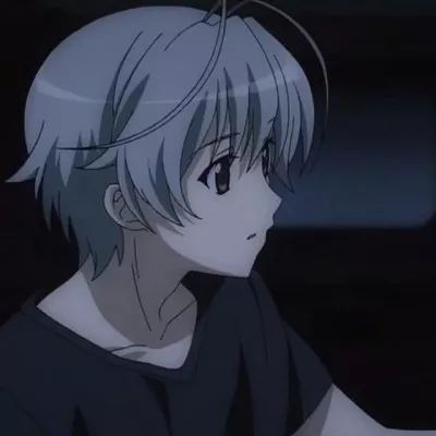 陈情|动漫情侣头像 与其仓皇地追赶日落，不如静待漫天的繁星。