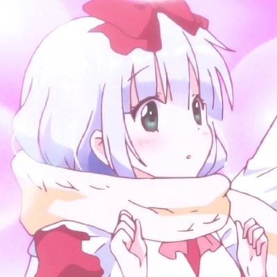 林一笑 二次元可爱软妹头像 海风轻轻起，我好喜欢你.