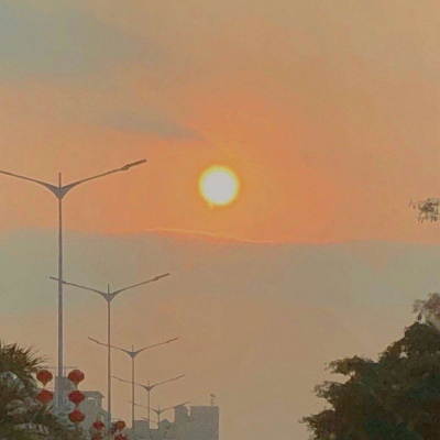 念七 阳光温柔ins背景