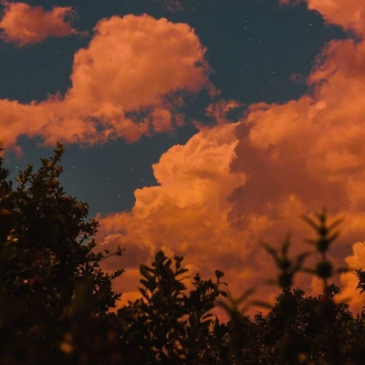 转发这片好运天空，你将收获大批好运