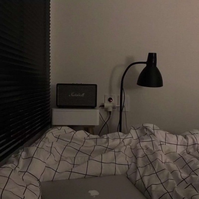 所爱隔山海   山海不可平