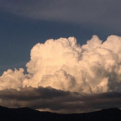 客桥:ins风格意境唯美云朵天空背景图