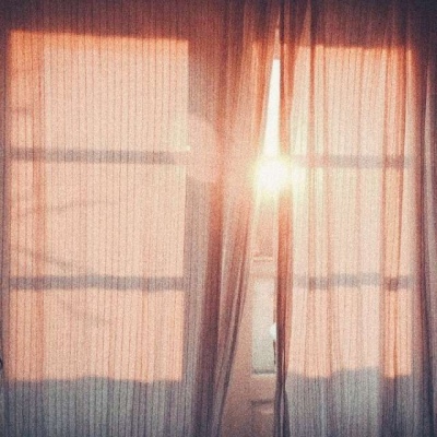 苏瓷:唯美清新背景（意境 家居 唯美 少女 ）