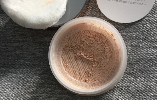 硅胶粉扑怎么用散粉
