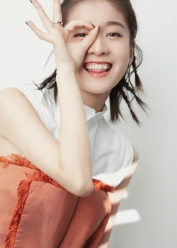 张雪迎可爱俏皮高清手机壁纸图片