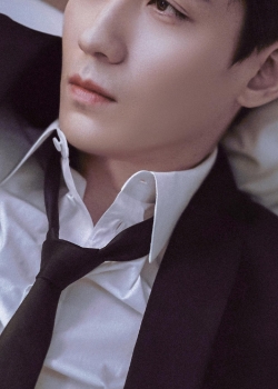 朱一龙俊朗高清手机壁纸图片