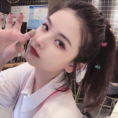 女生小姐姐头像 念七 原宿风