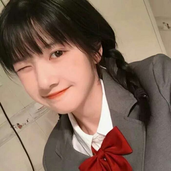 安奈 清纯明朗女头 我不看月亮 也不想说你 这样 月亮和你都蒙在鼓里