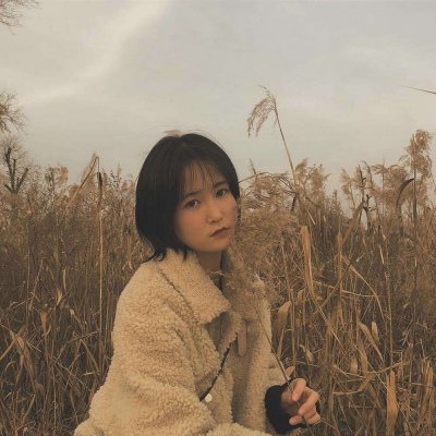 姜玖姒‖森系女生头像：漫漫人生你可爱得不像话，说话都像是在发芽！