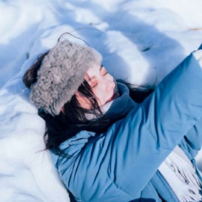 微信头像/女生/你是我的滿目山河，亦是我的愛而不得。