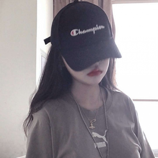 林哲 微信头像/帽子女头 下学期很短 多看看喜欢的人