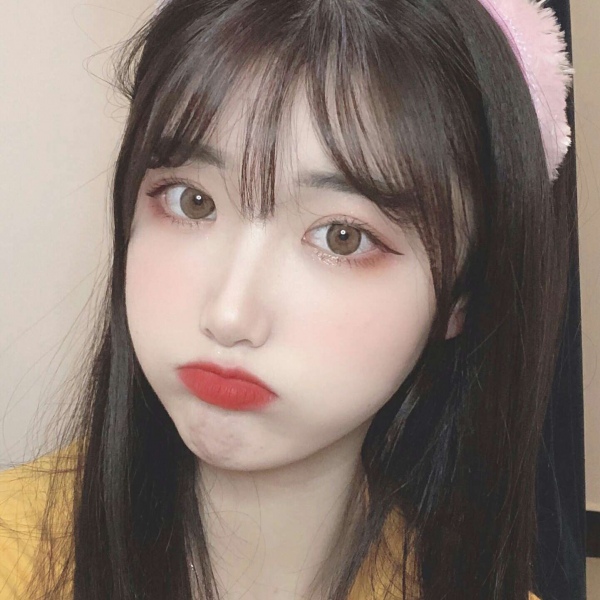 白灏宇:微信头像/女生/    图源dt:yu暄